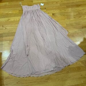 Dress⭐️ (Free mystery clothes)